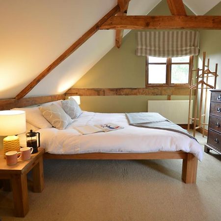 Villa Wheelwright'S Barn Halesworth Esterno foto