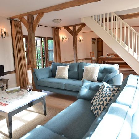 Villa Wheelwright'S Barn Halesworth Esterno foto